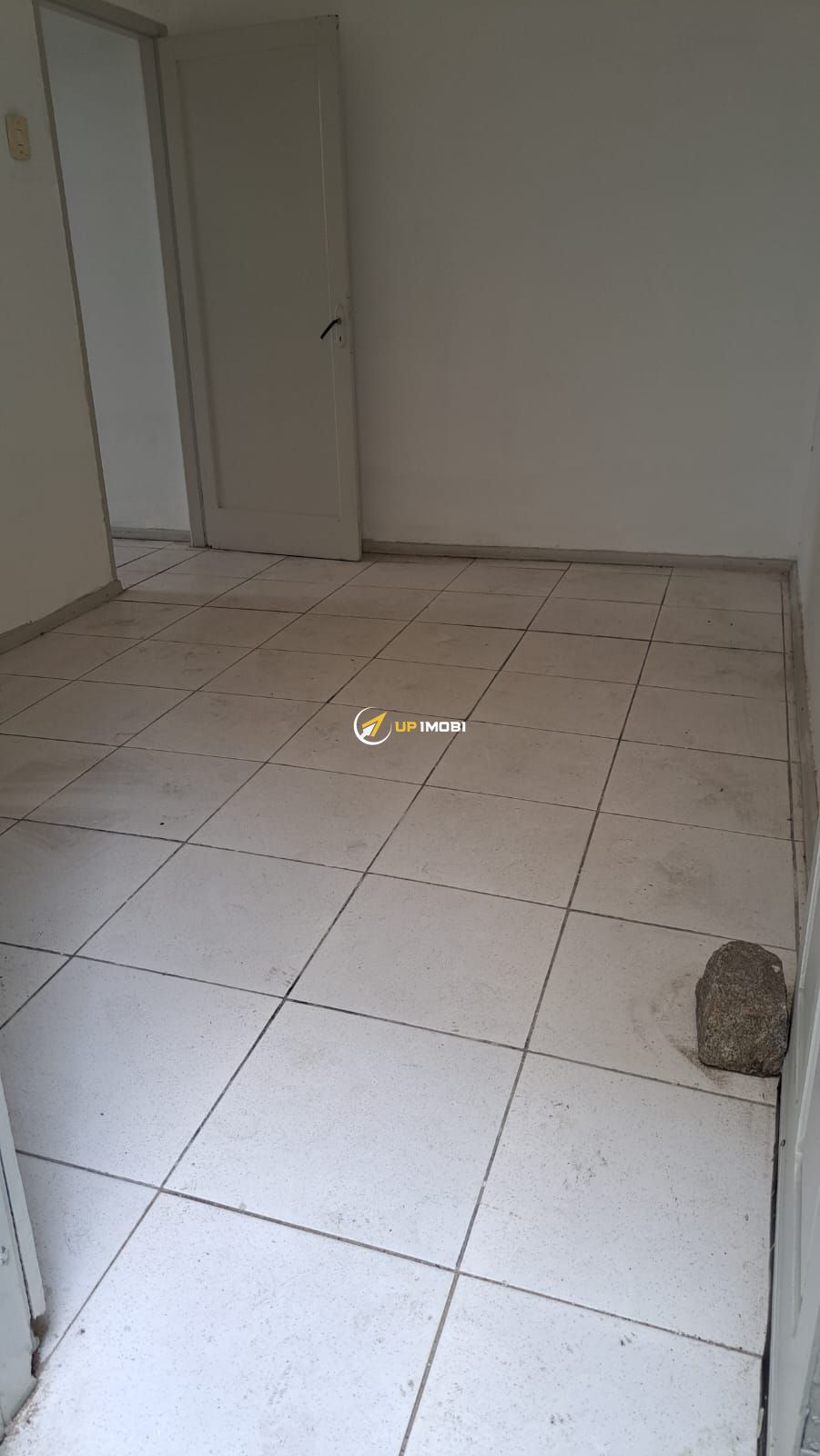 Apartamento, 1 dormitório no bairro Floresta em Porto Alegre para Comprar