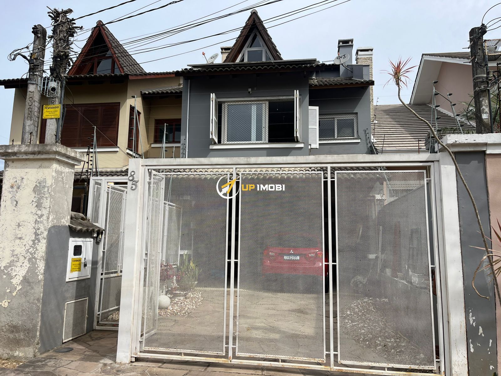 Casa, 3 dormitórios no bairro Ipanema em Porto Alegre para Comprar