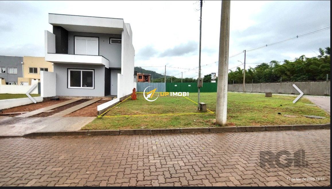 Terreno com 122m² no bairro Campo Novo em Porto Alegre para Comprar
