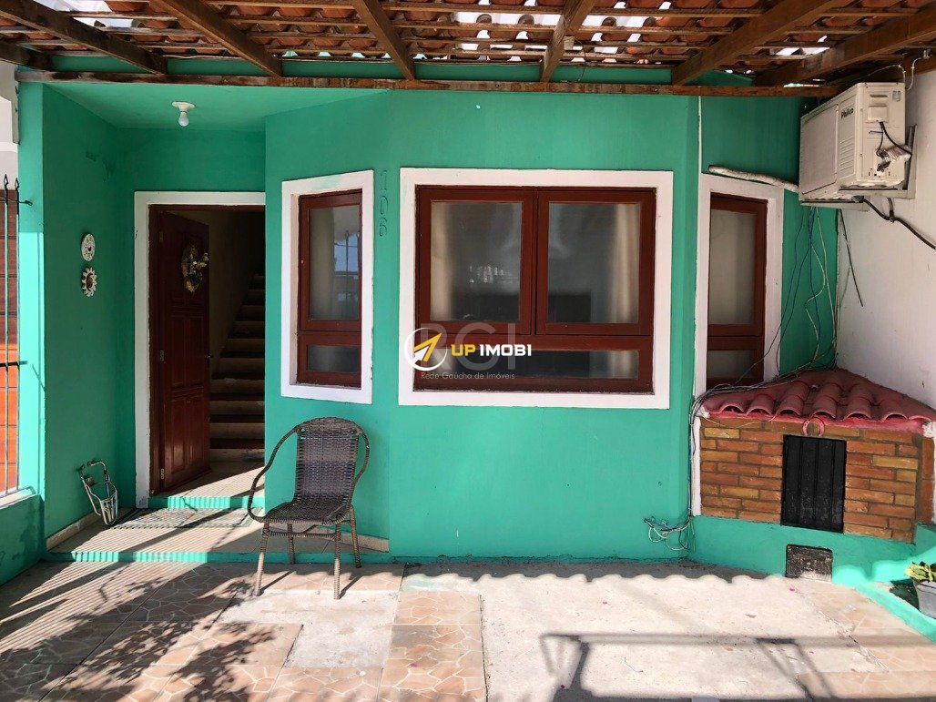 Casa com 120m², 3 dormitórios no bairro Aberta dos Morros em Porto Alegre para Comprar