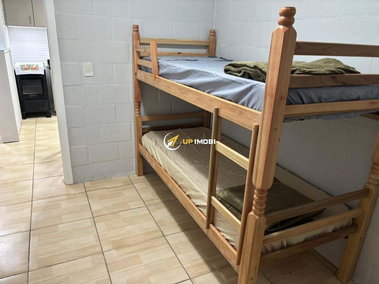 Apartamento, 2 dormitórios no bairro Vila Nova em Porto Alegre para Comprar