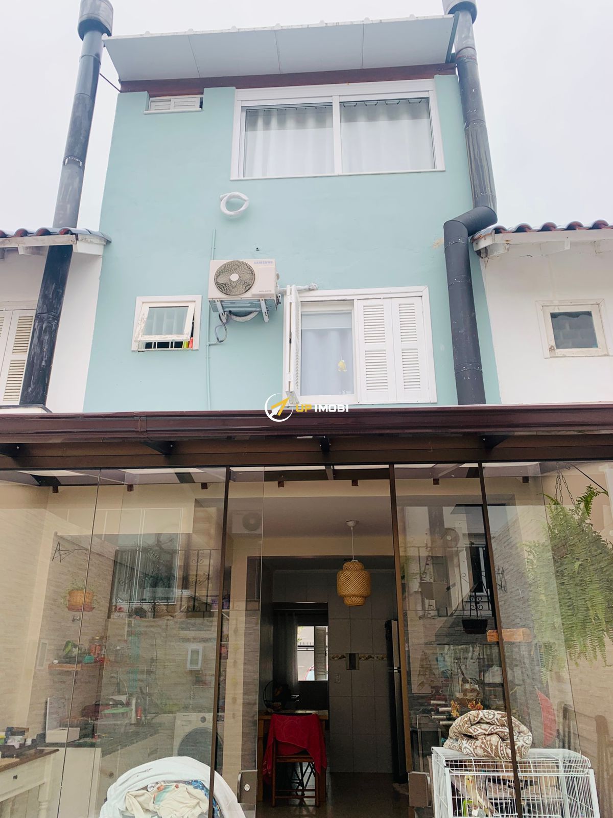 Casa, 2 dormitórios no bairro Guarujá em Porto Alegre para Comprar