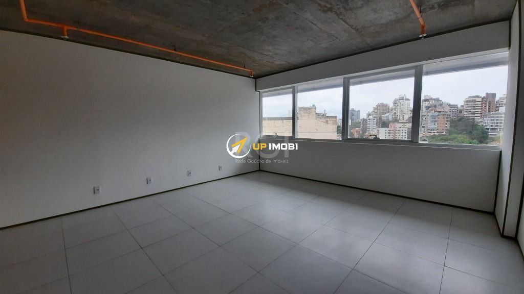 Sala Comercial com 38m² no bairro Floresta em Porto Alegre para Comprar