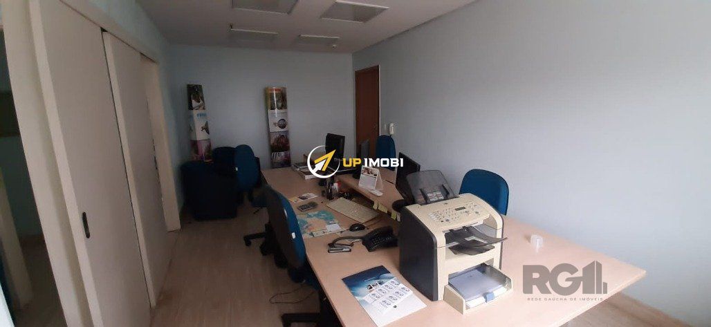 Sala Comercial no bairro Floresta em Porto Alegre para Comprar