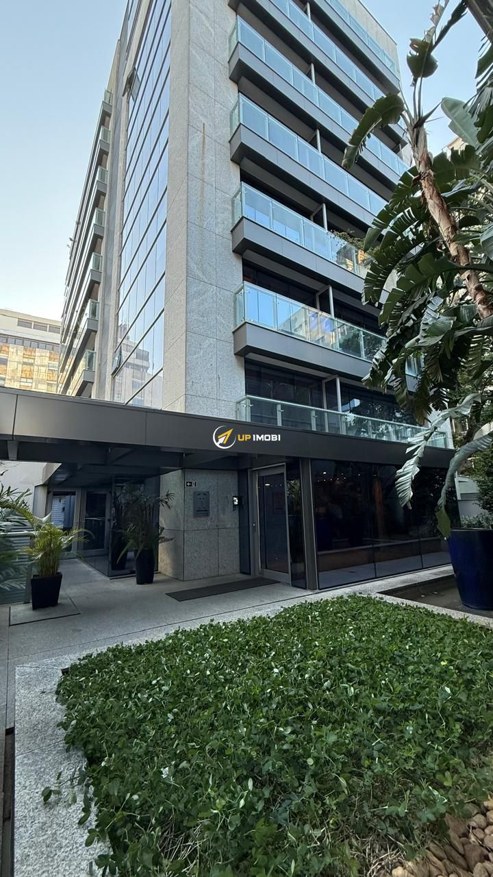 Sala Comercial, 1 dormitório no bairro Moinhos de Vento em Porto Alegre para Comprar