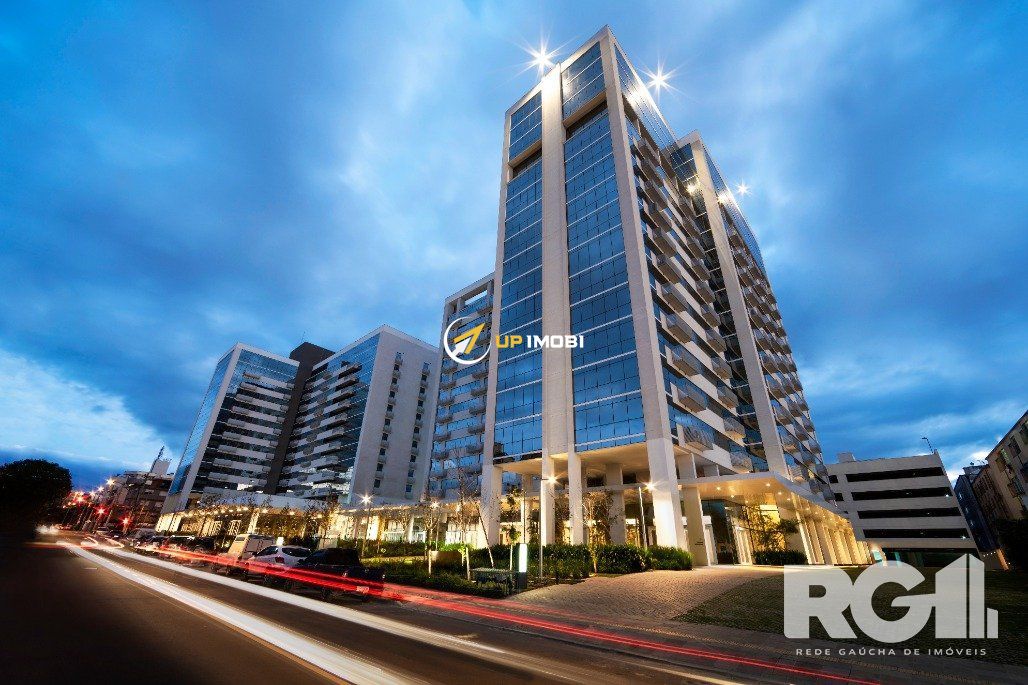 Sala Comercial, 1 dormitório no bairro Santana em Porto Alegre para Comprar