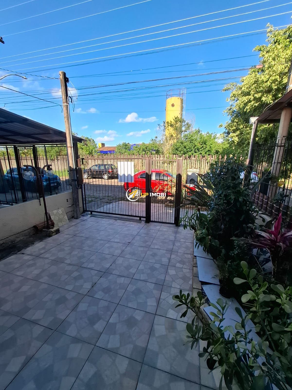 Casa, 2 dormitórios no bairro Hípica em Porto Alegre para Comprar