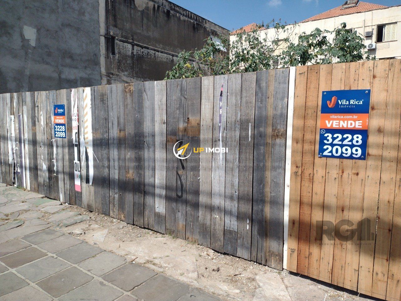 Terreno com 485m² no bairro Partenon em Porto Alegre para Comprar