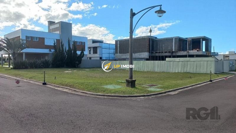 Terreno com 475m² no bairro Centro em Xangri-Lá para Comprar