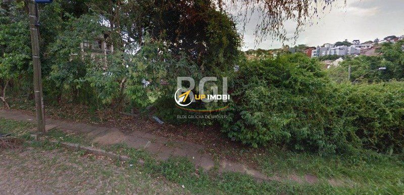 Terreno com 326m² no bairro Chácara das Pedras em Porto Alegre para Comprar