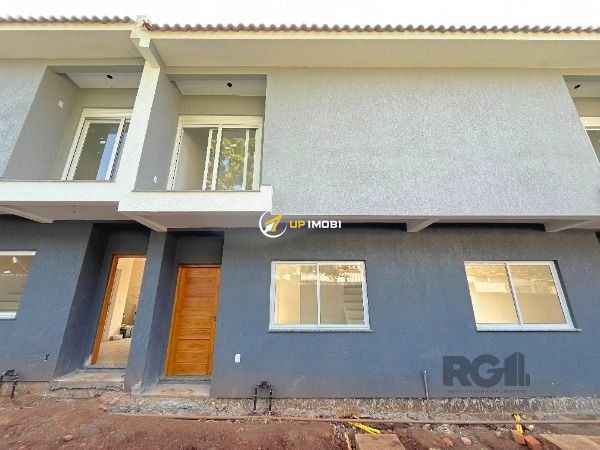 Casa de Condomínio com 70m², 2 dormitórios no bairro Nonoai em Porto Alegre para Comprar