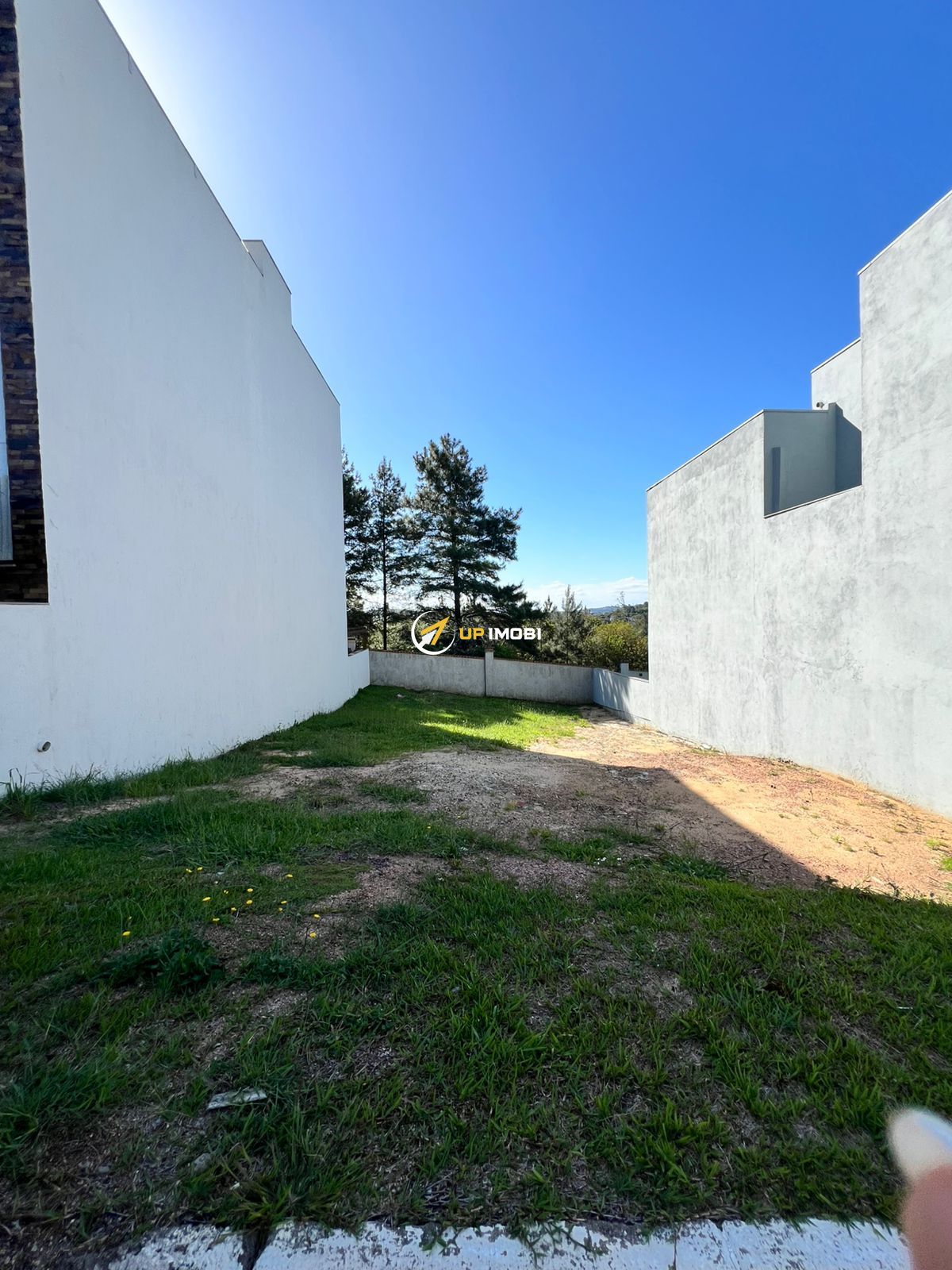 Terreno com 377m² no bairro Aberta dos Morros em Porto Alegre para Comprar