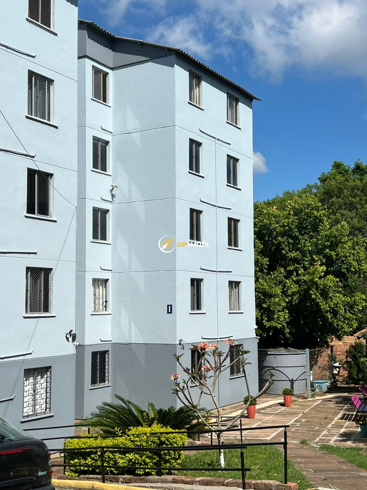 Apartamento, 2 dormitórios no bairro Vila Nova em Porto Alegre para Comprar