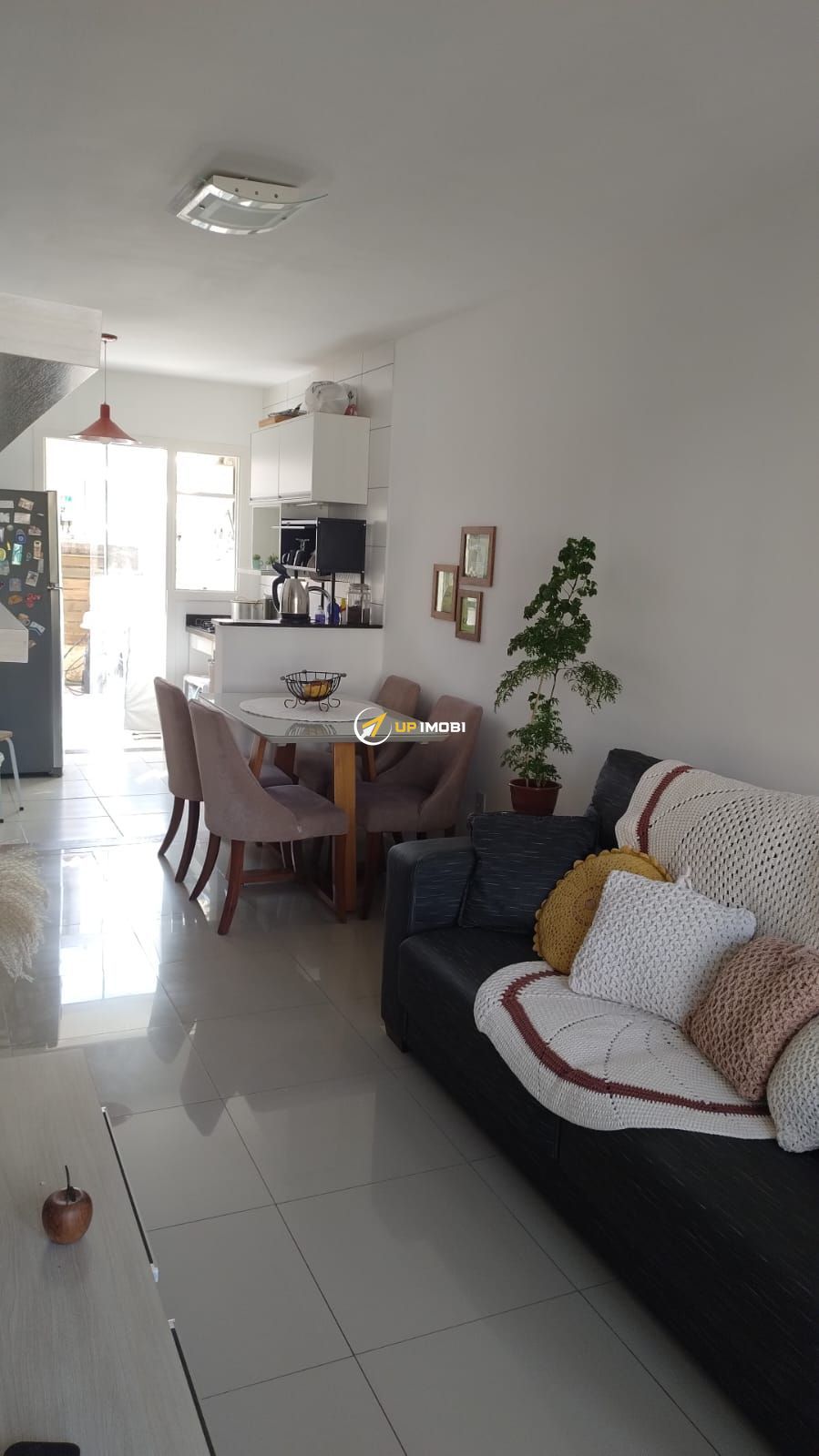 Casa de Condomínio, 2 dormitórios no bairro Hípica em Porto Alegre para Comprar