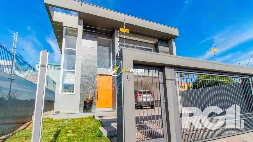 Casa com 240m², 4 dormitórios no bairro Marechal Rondon em Canoas para Comprar