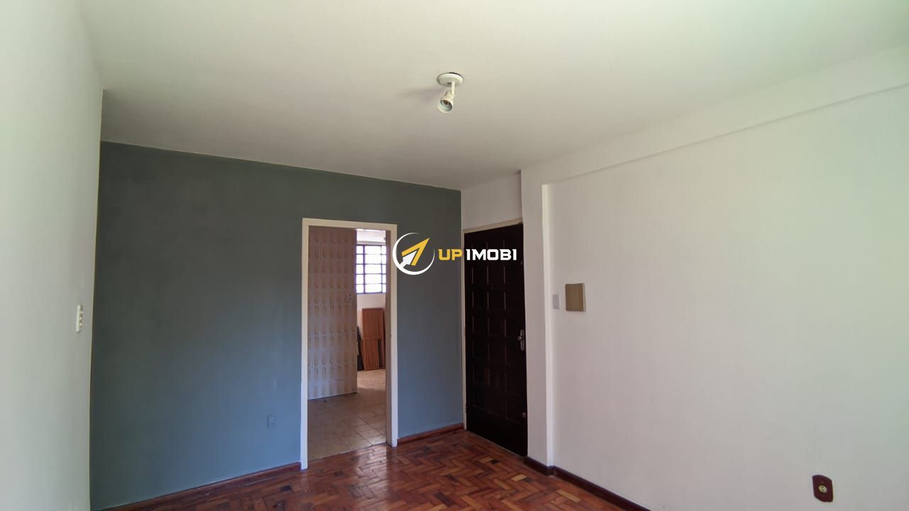 Apartamento, 2 dormitórios no bairro São Sebastião em Porto Alegre para Comprar