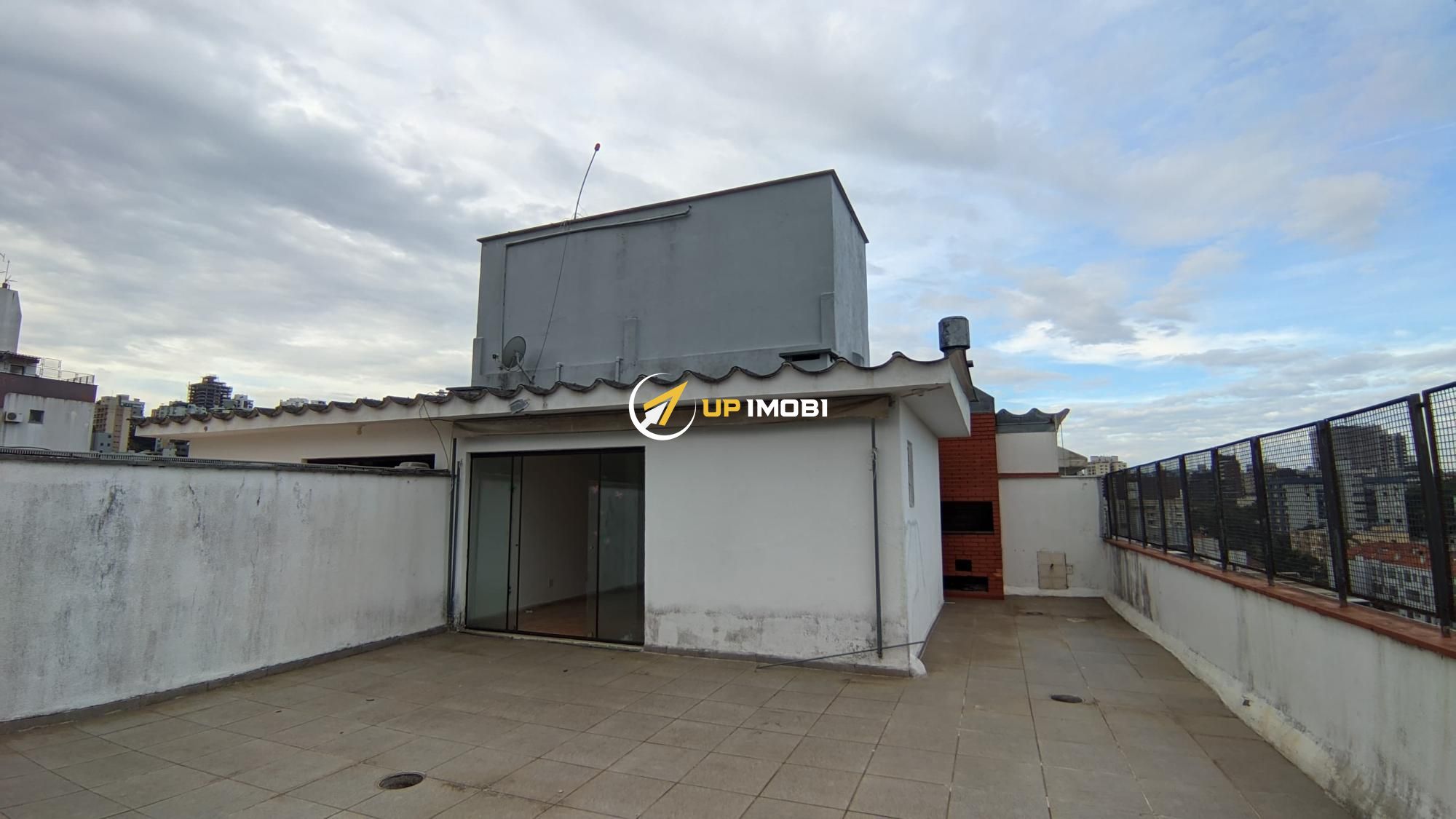 Cobertura, 3 dormitórios no bairro Rio Branco em Porto Alegre para Comprar