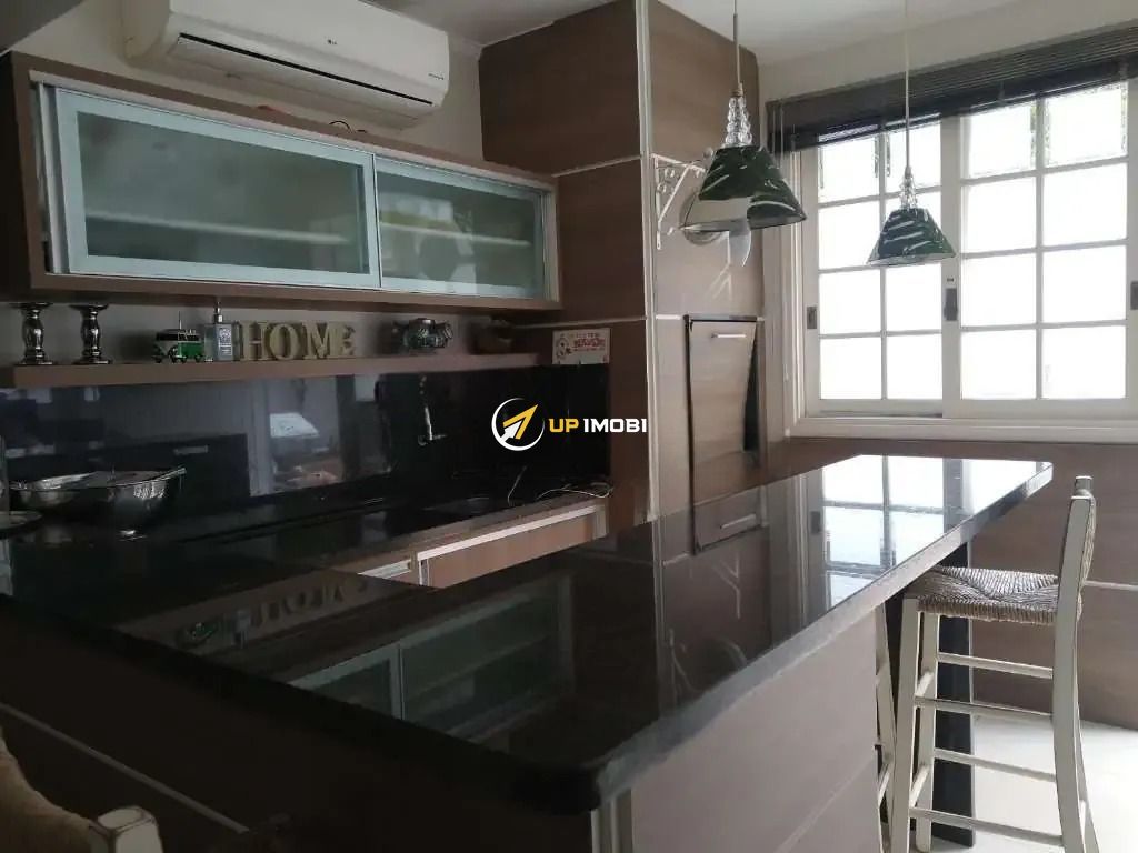 Casa, 3 dormitórios no bairro Sarandi em Porto Alegre para Comprar