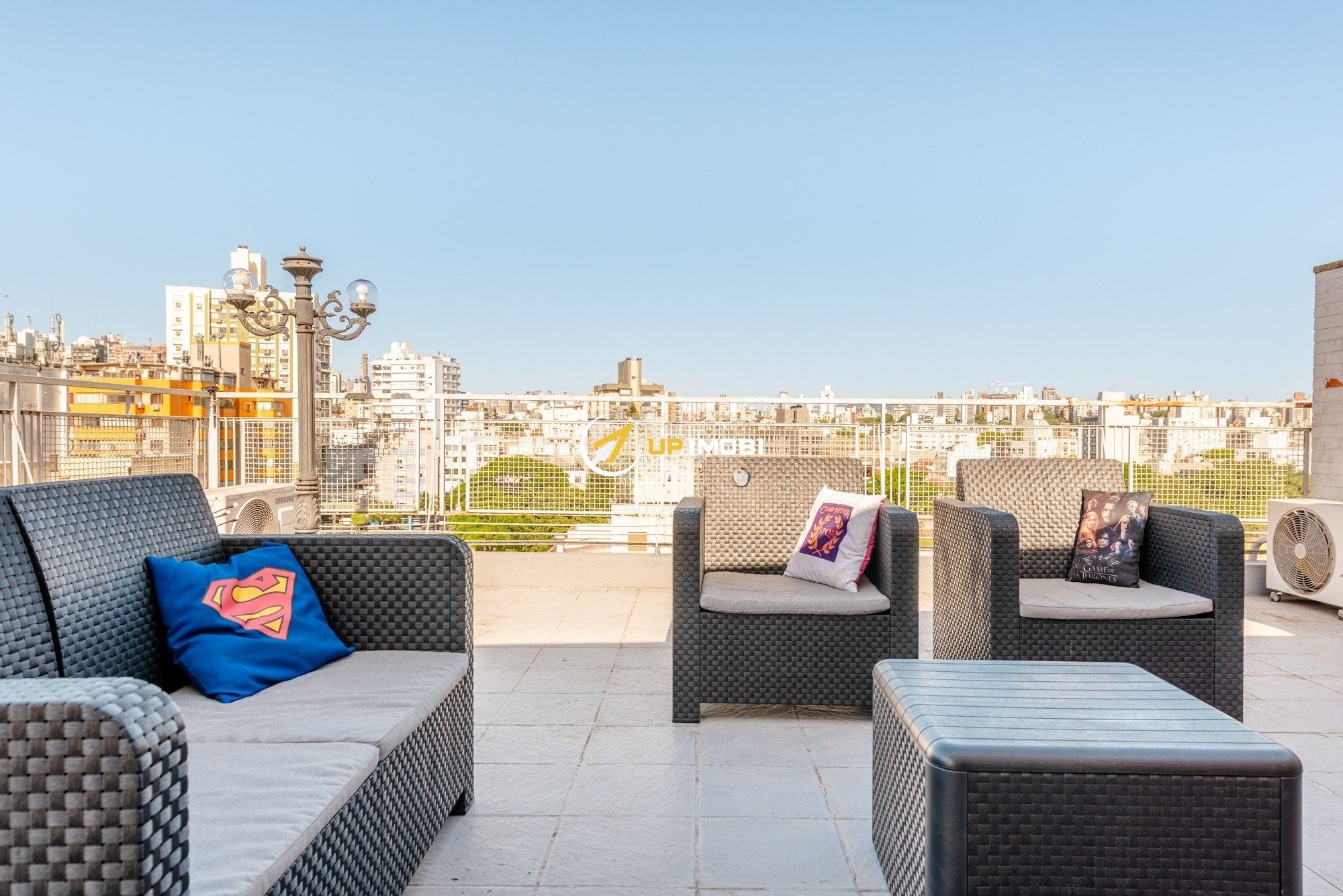 Cobertura, 3 dormitórios no bairro Santa Cecília em Porto Alegre para Comprar