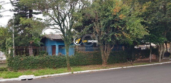 Casa com 112m², 3 dormitórios no bairro Harmonia em Canoas para Comprar