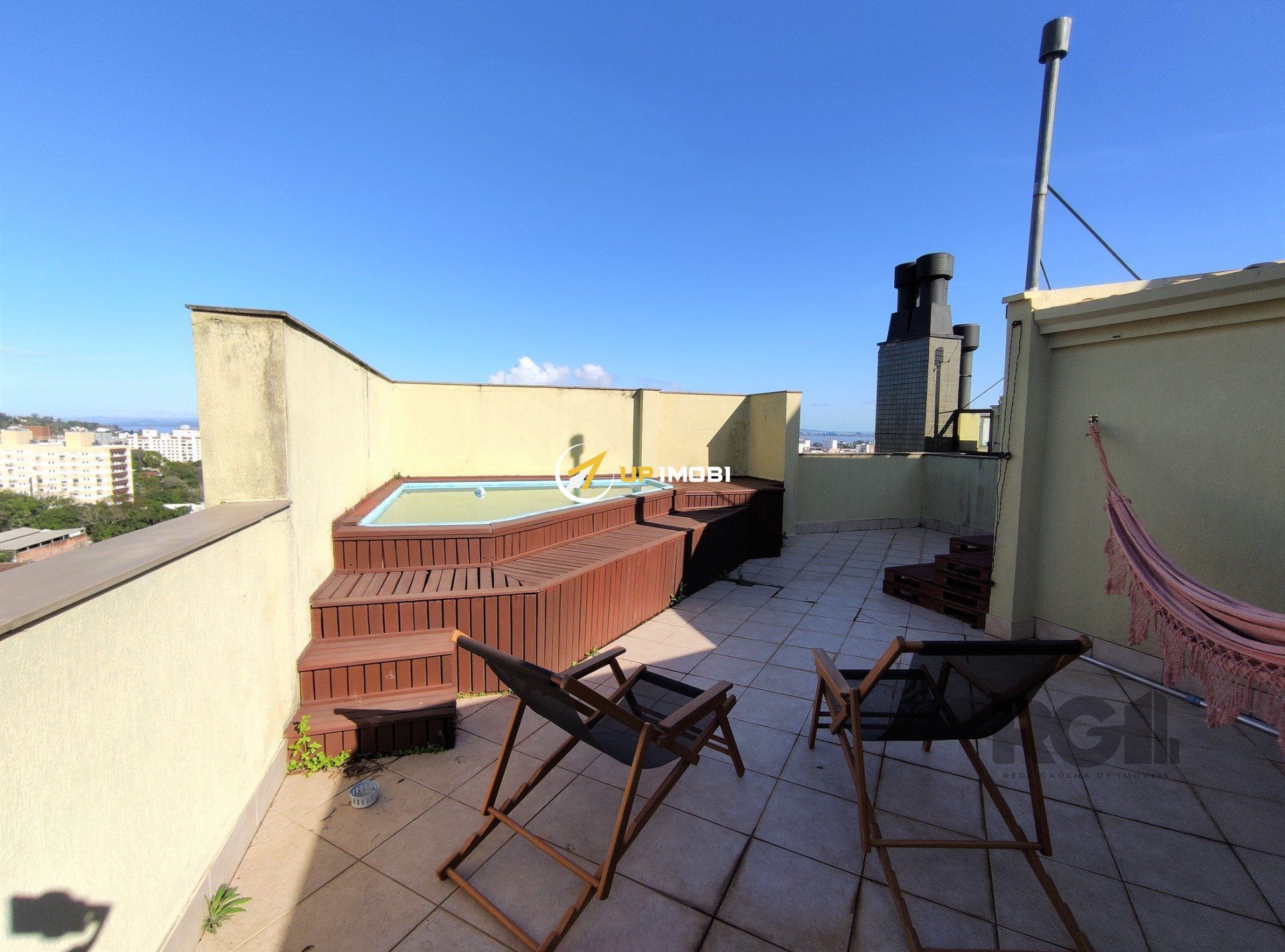 Cobertura, 3 dormitórios no bairro Tristeza em Porto Alegre para Comprar