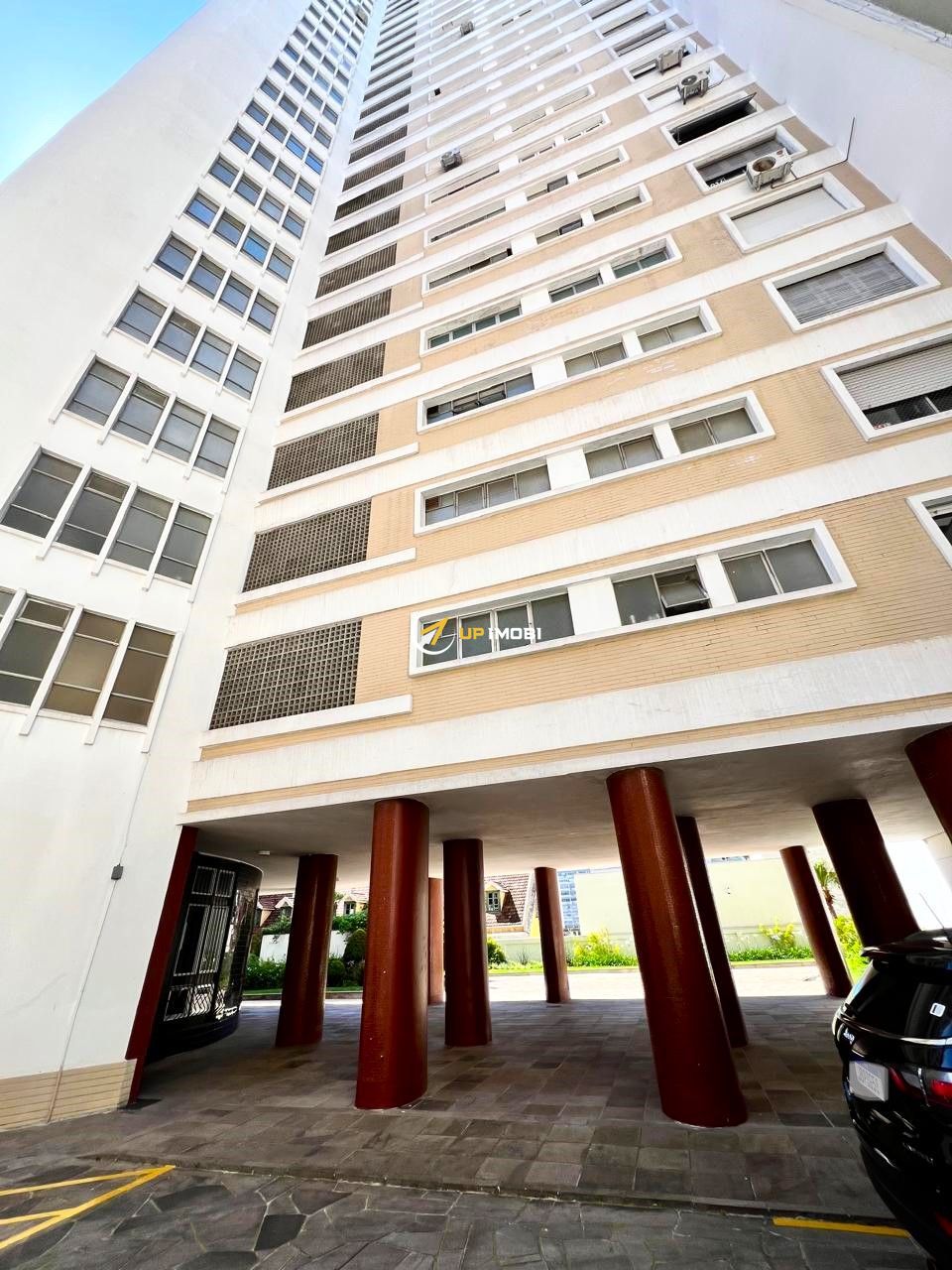 Apartamento, 3 dormitórios no bairro Centro Histórico em Porto Alegre para Comprar