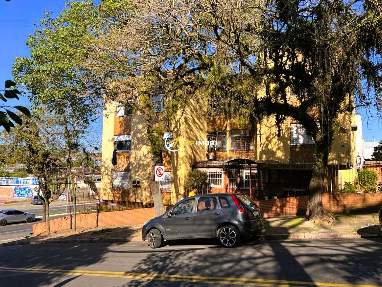 Apartamento, 2 dormitórios no bairro Tristeza em Porto Alegre para Comprar