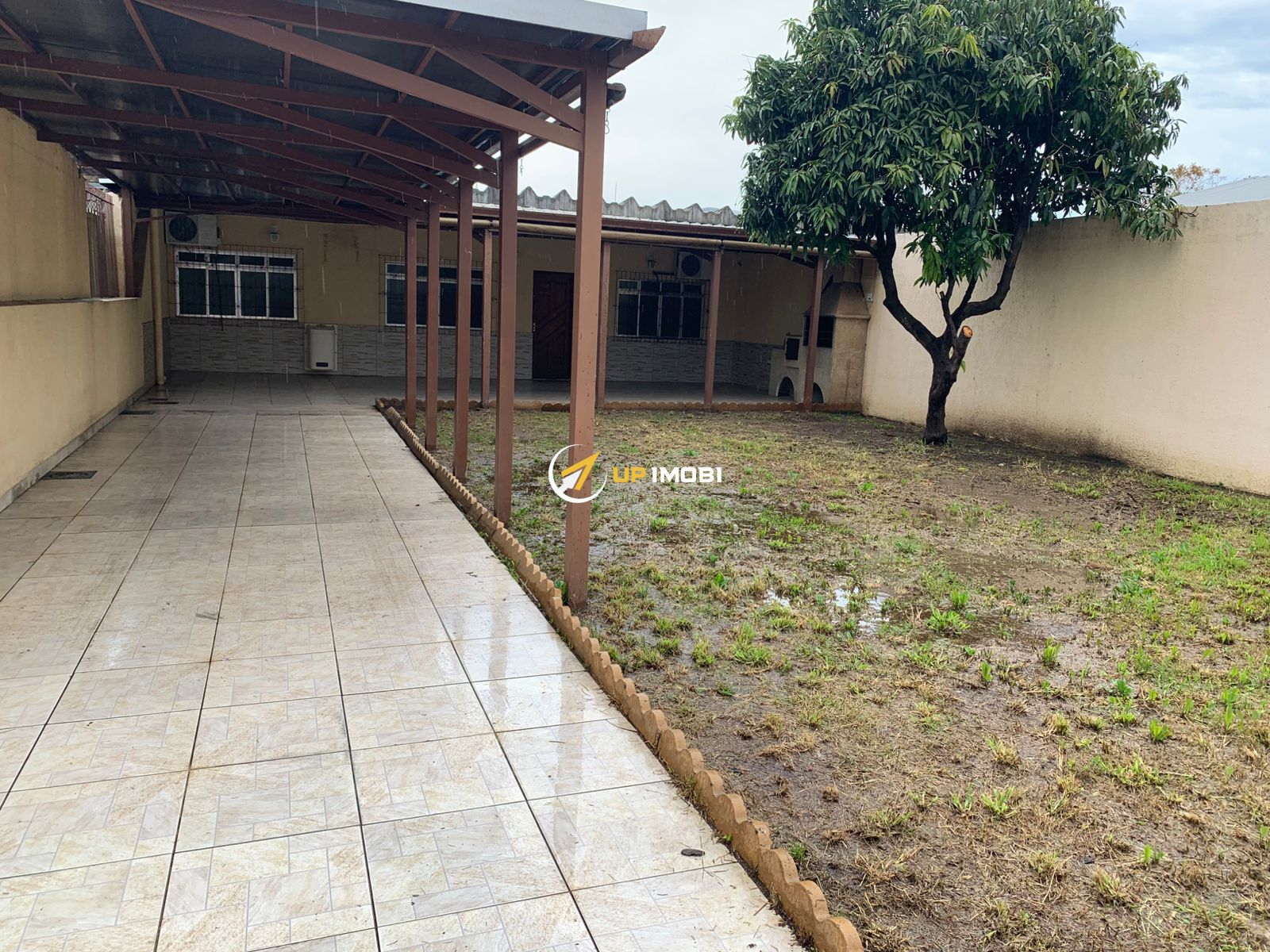 Casa com 55m², 3 dormitórios no bairro Rio Branco em Canoas para Comprar