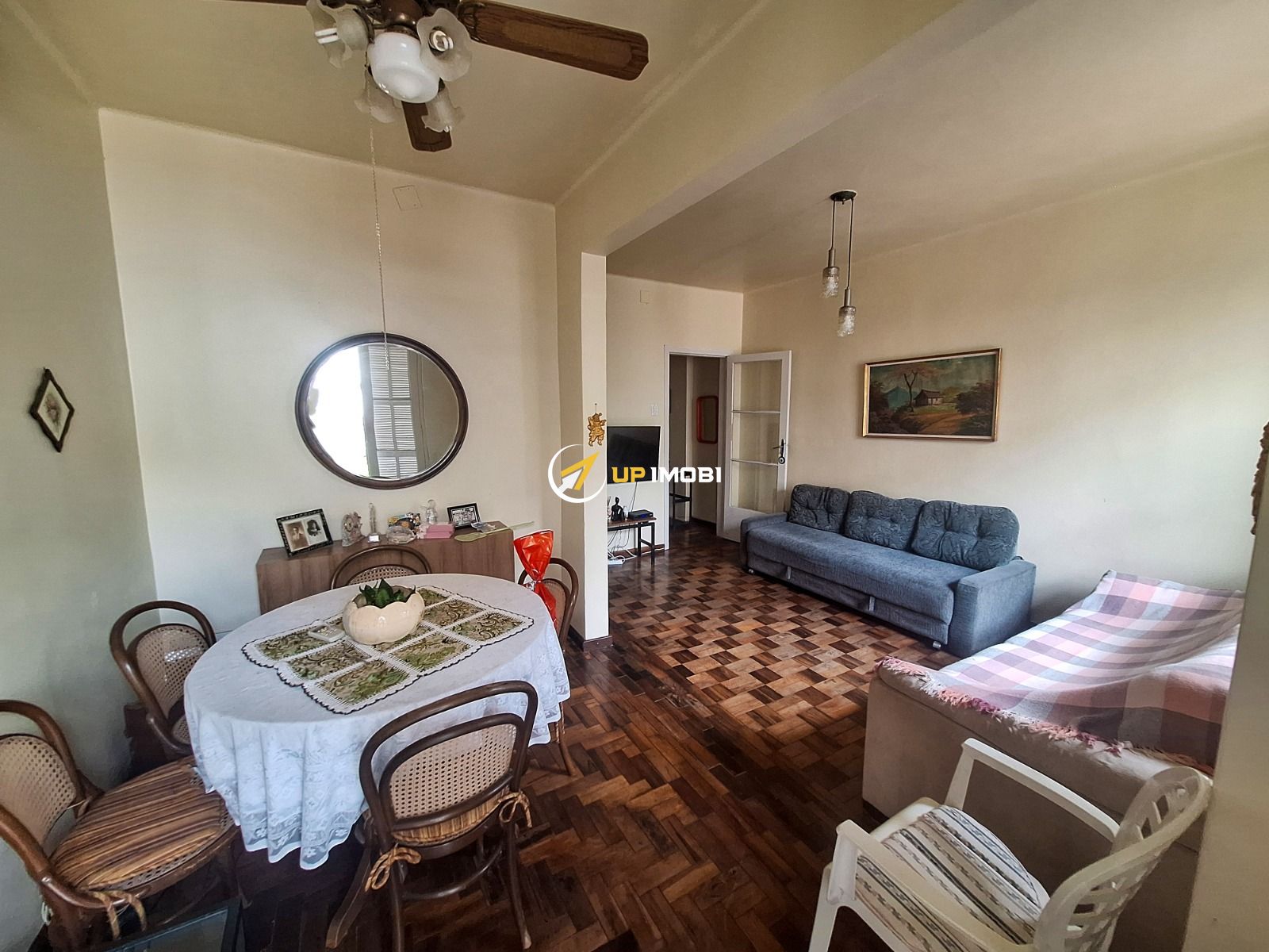 Apartamento, 3 dormitórios no bairro Floresta em Porto Alegre para Comprar