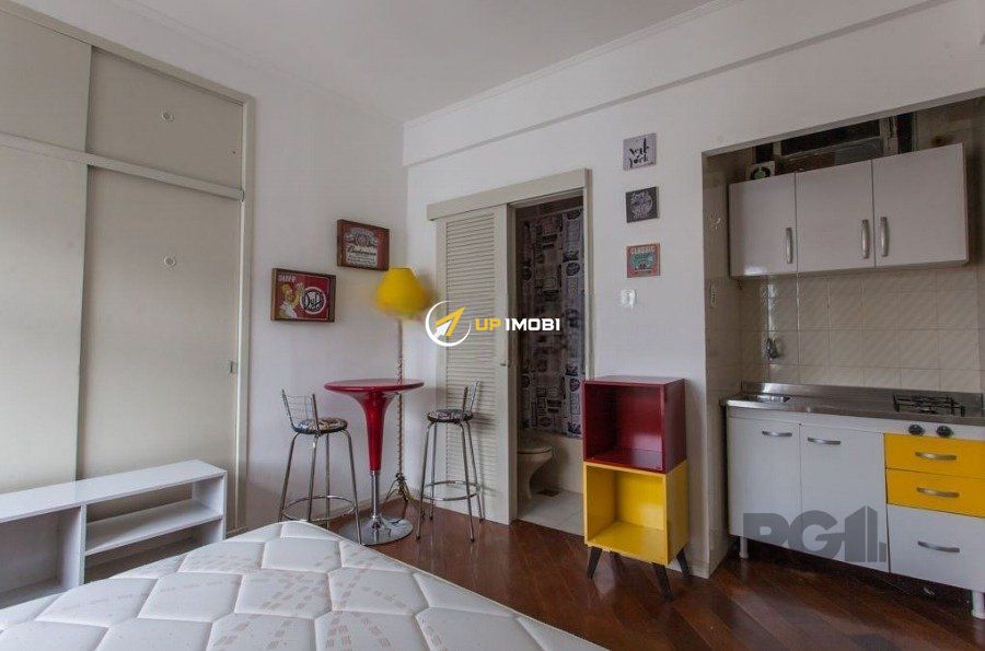 Kitnet no bairro Centro Histórico em Porto Alegre para Comprar