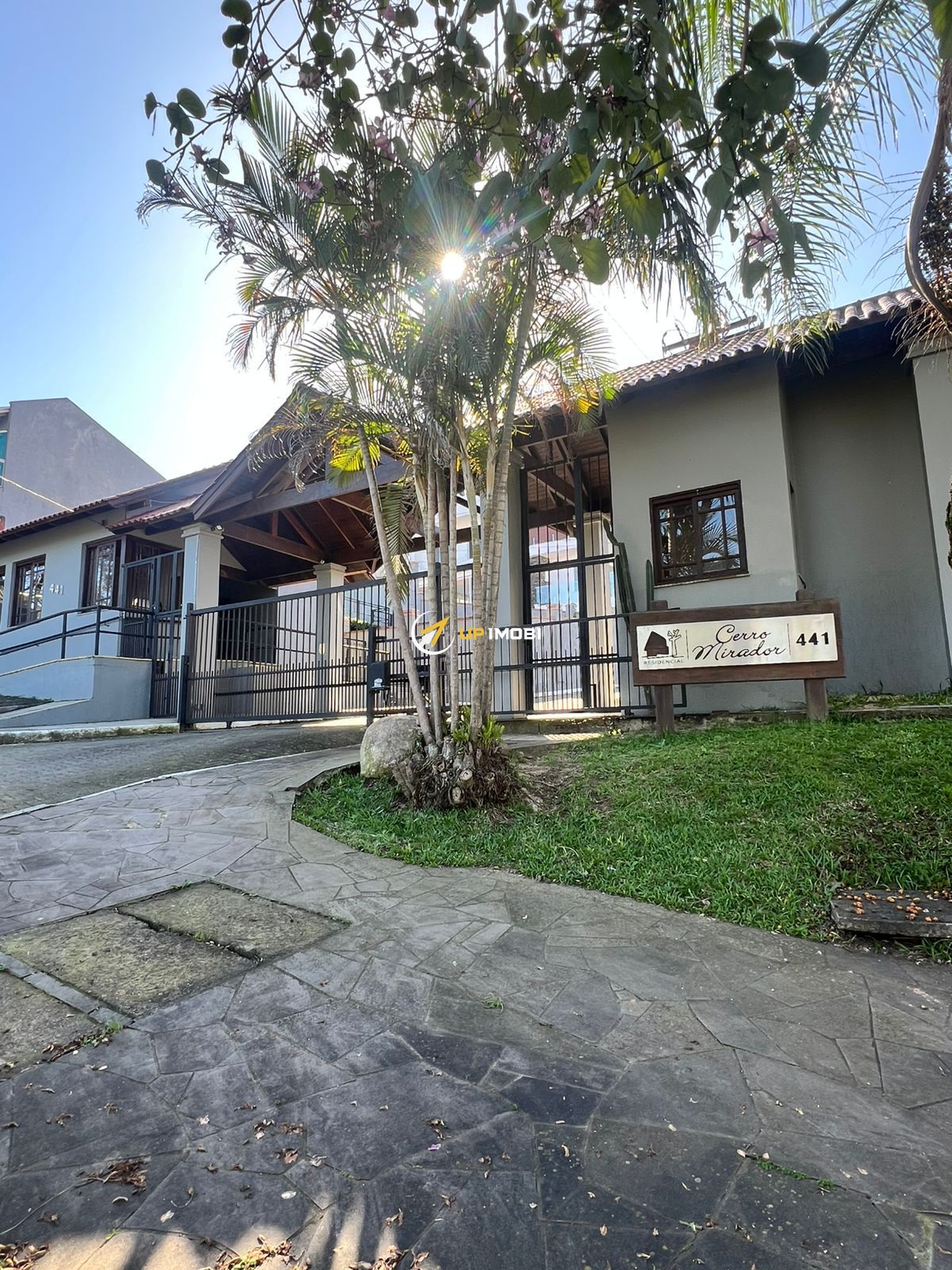 Terreno com 377m² no bairro Aberta dos Morros em Porto Alegre para Comprar