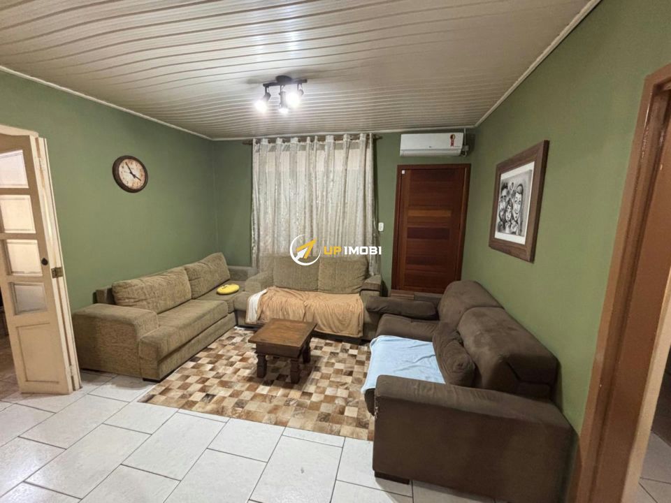 Casa, 3 dormitórios no bairro Rubem Berta em Porto Alegre para Comprar