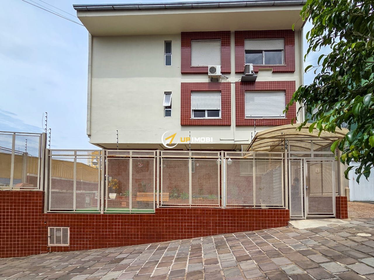 Apartamento, 1 dormitório no bairro Santo Antônio em Porto Alegre para Comprar