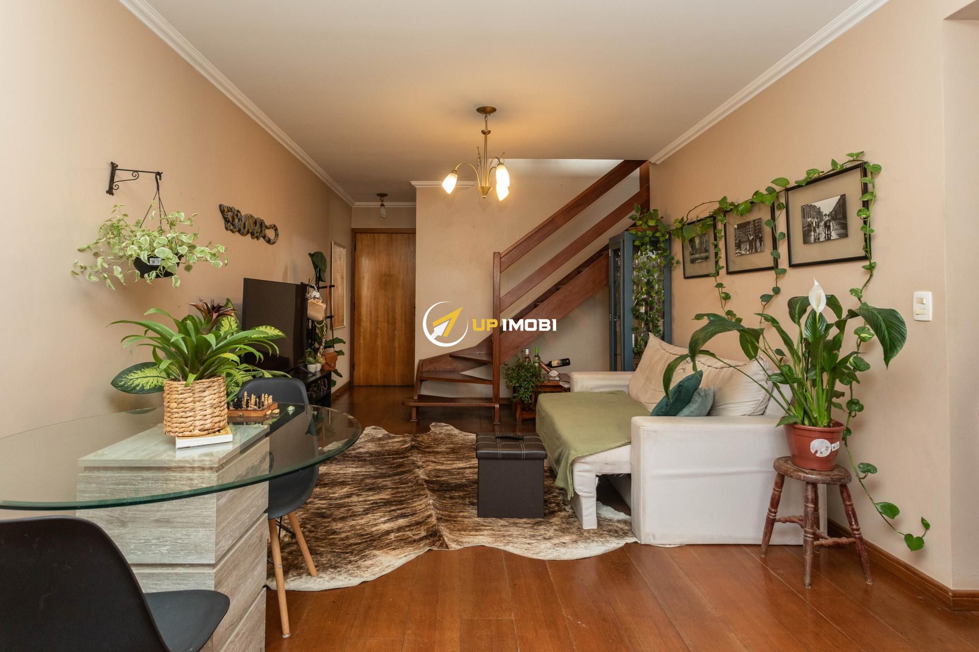 Apartamento, 3 dormitórios no bairro Chácara das Pedras em Porto Alegre para Comprar