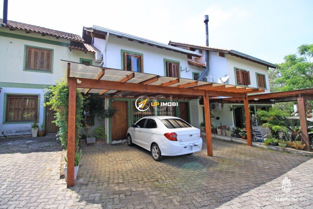 Casa de Condomínio com 101m², 2 dormitórios no bairro Ipanema em Porto Alegre para Comprar