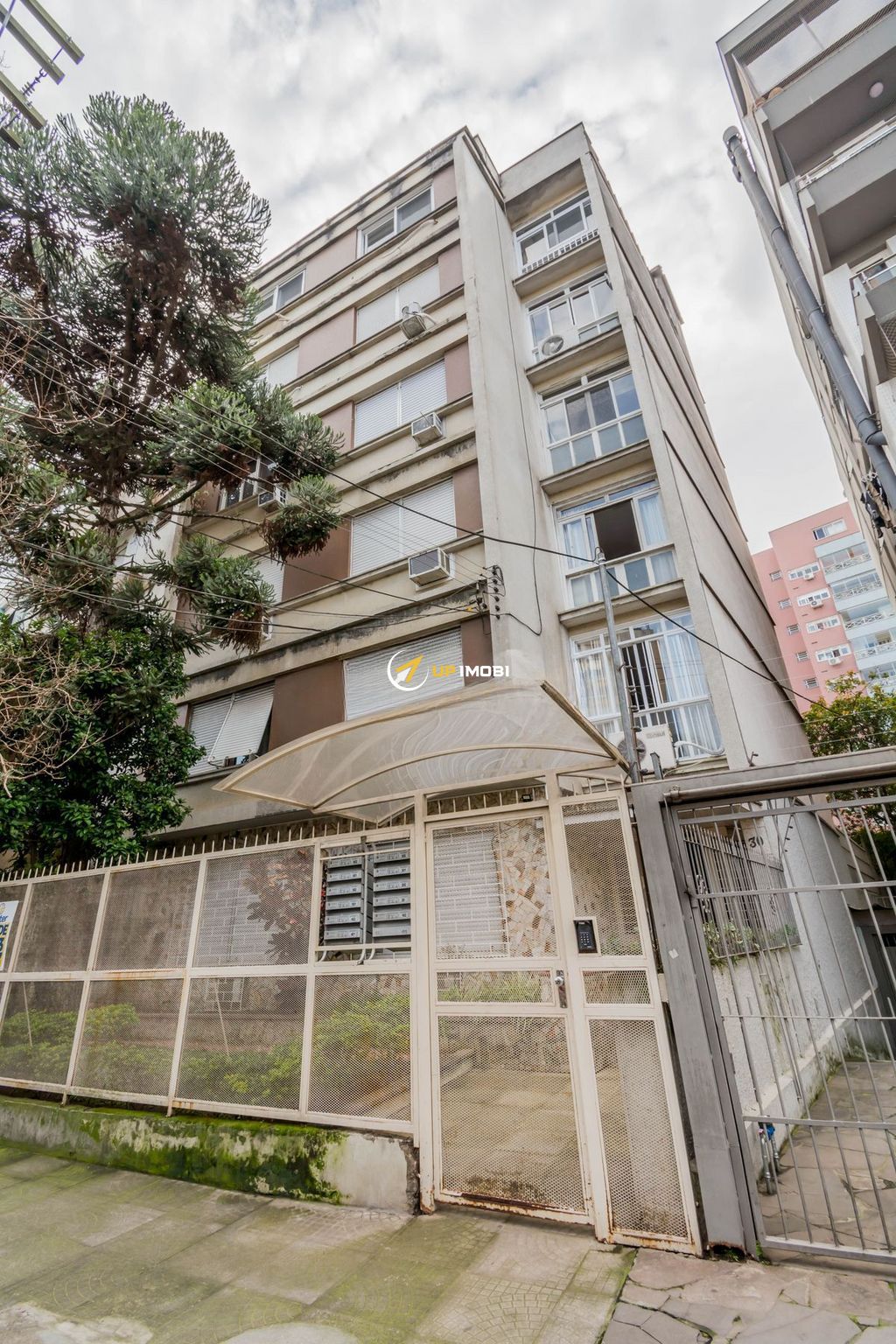 Apartamento Garden, 3 dormitórios no bairro Bom Fim em Porto Alegre para Comprar