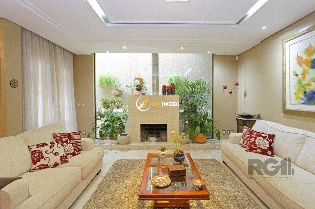 Casa com 330m², 3 dormitórios no bairro Jardim Lindóia em Porto Alegre para Comprar