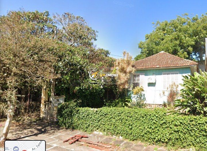 Casa com 144m², 3 dormitórios no bairro Teresópolis em Porto Alegre para Comprar