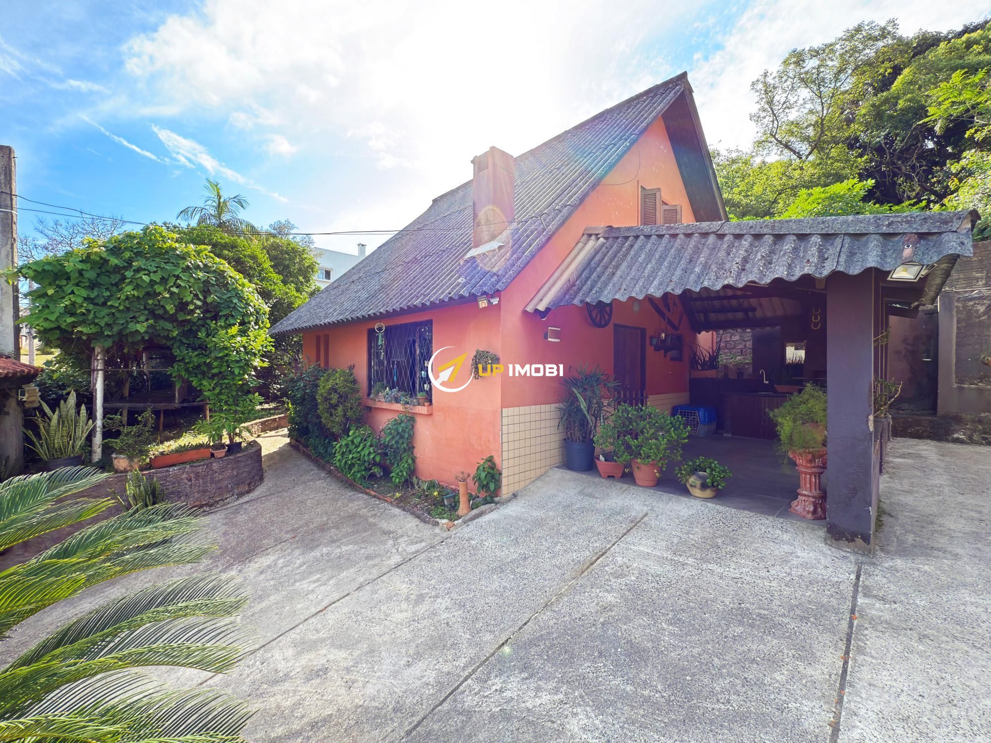 Casa com 25m², 2 dormitórios no bairro Teresópolis em Porto Alegre para Comprar