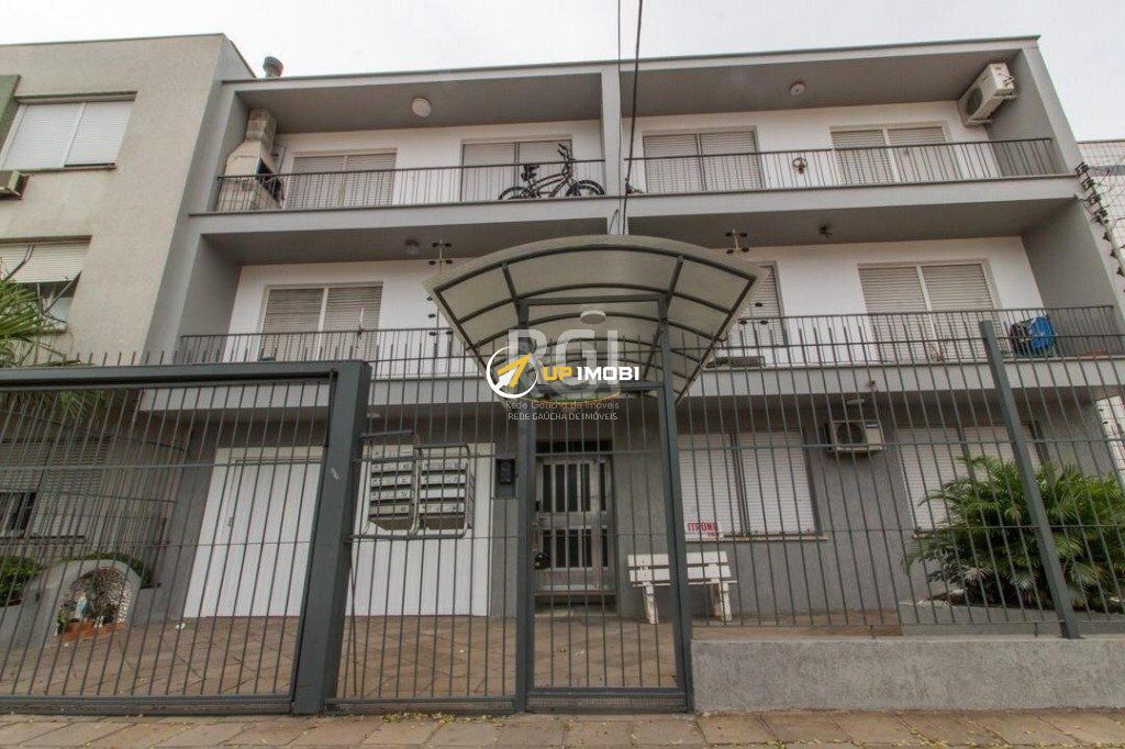 Apartamento, 2 dormitórios no bairro Navegantes em Porto Alegre para Comprar