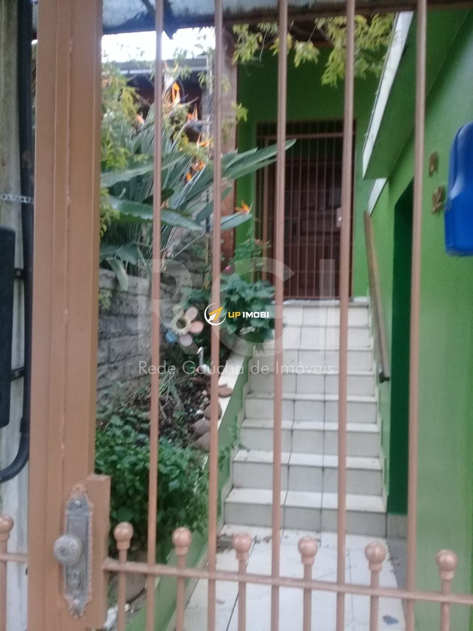 Casa com 120m², 2 dormitórios no bairro Rubem Berta em Porto Alegre para Comprar