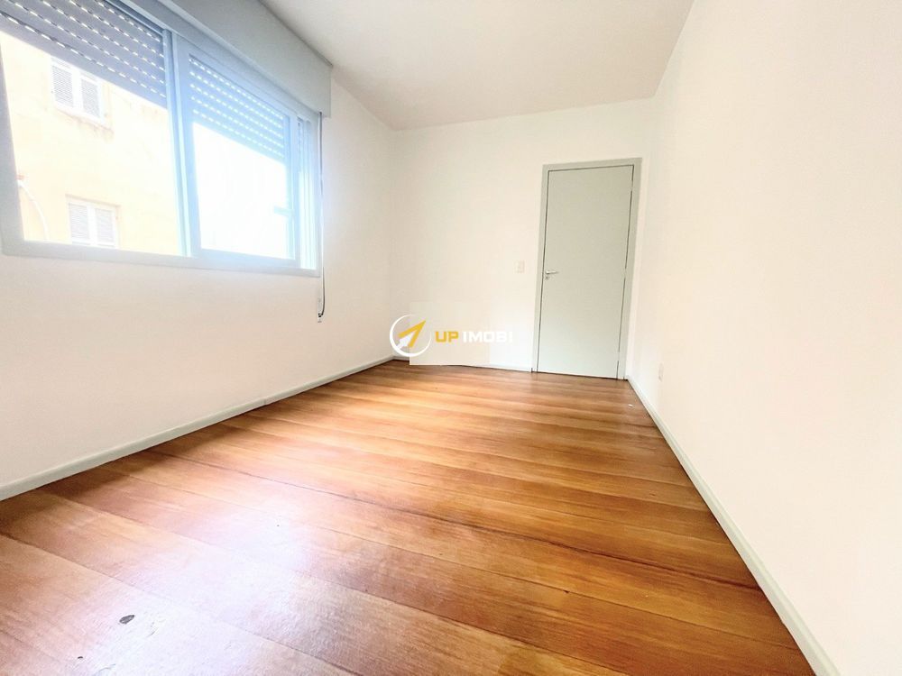 Apartamento, 2 dormitórios no bairro Cristo Redentor em Porto Alegre para Comprar