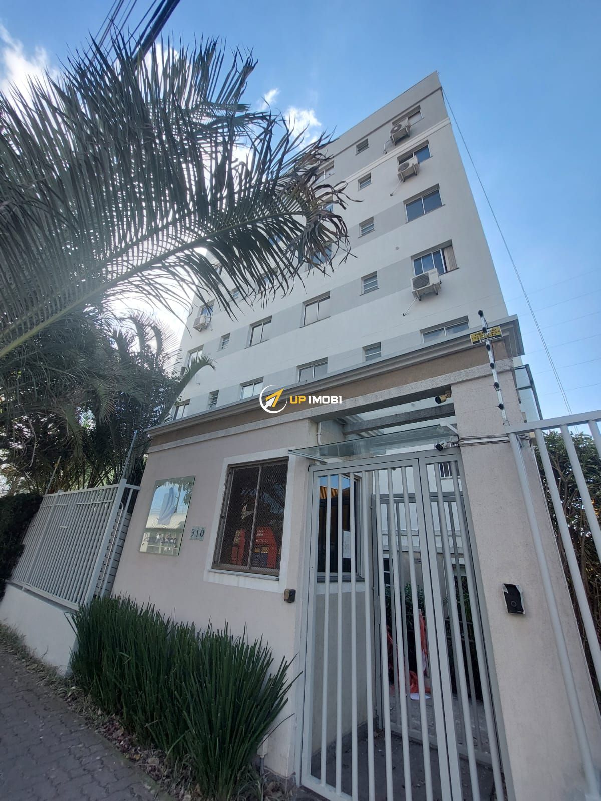 Apartamento com 44m², 2 dormitórios no bairro Glória em Porto Alegre para Comprar