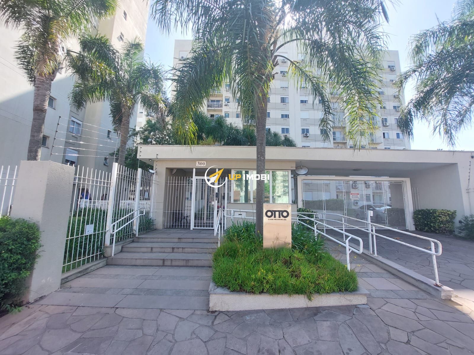 Apartamento com 60m², 2 dormitórios no bairro Camaquã em Porto Alegre para Comprar