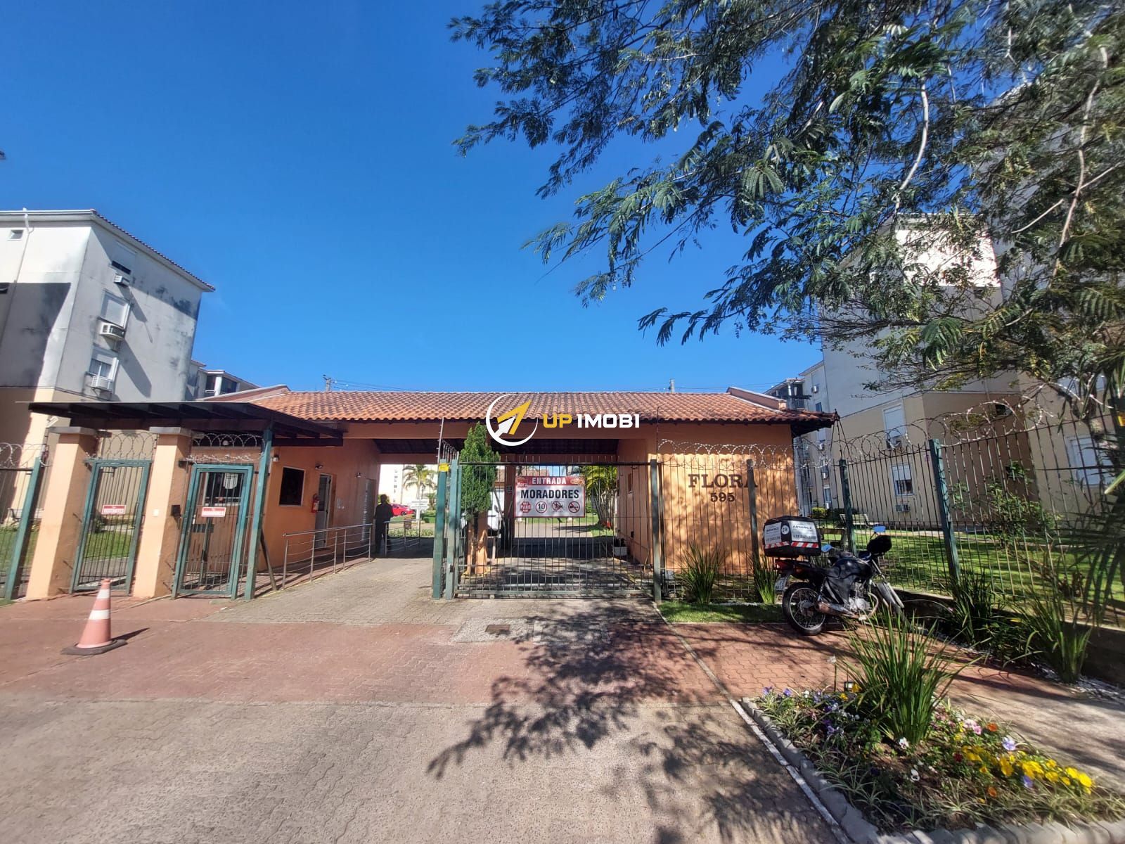 Apartamento com 67m², 3 dormitórios no bairro Humaitá em Porto Alegre para Comprar