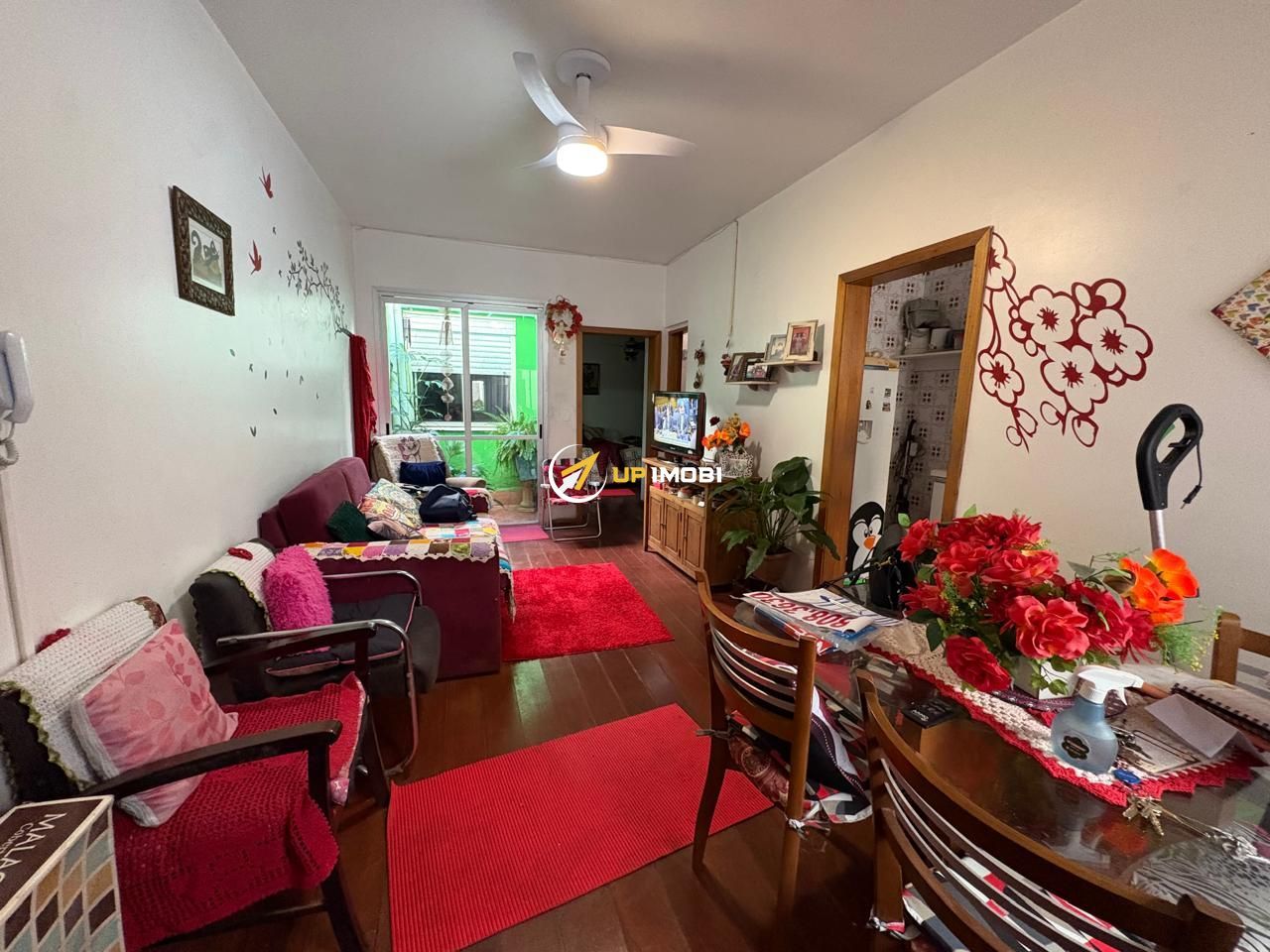 Apartamento, 1 dormitório no bairro Menino Deus em Porto Alegre para Comprar