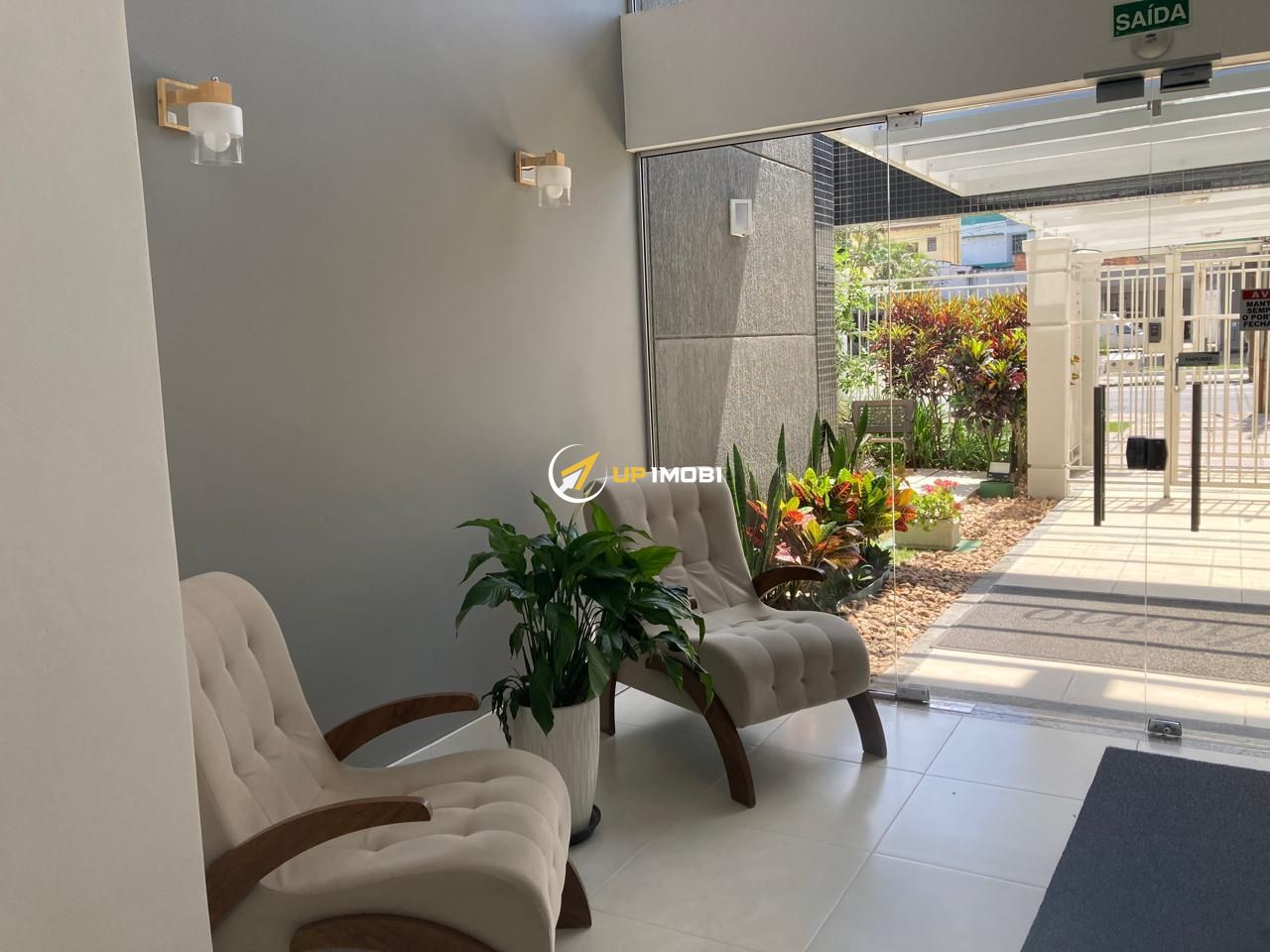 Apartamento, 2 dormitórios no bairro Azenha em Porto Alegre para Comprar