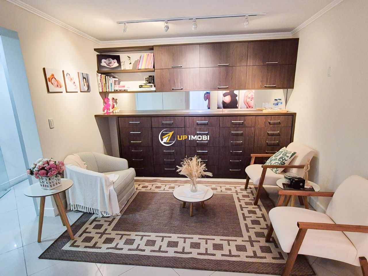 Sala Comercial, 2 dormitórios no bairro Azenha em Porto Alegre para Comprar