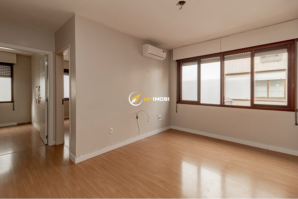 Apartamento com 70m², 2 dormitórios no bairro Jardim Itu em Porto Alegre para Comprar