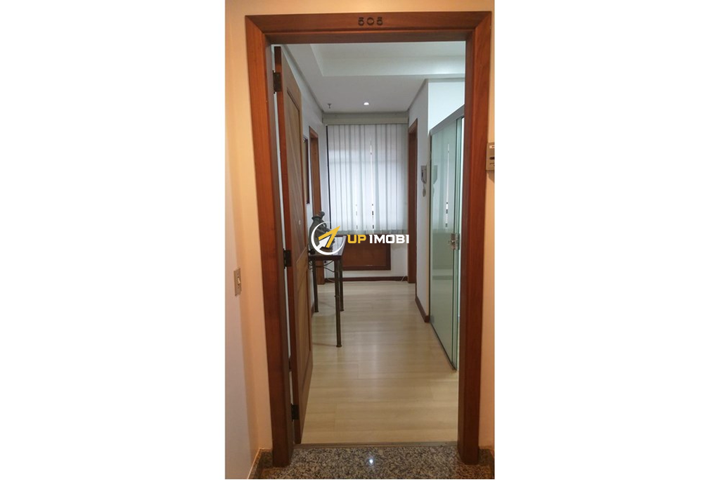 Sala Comercial com 36m² no bairro Moinhos de Vento em Porto Alegre para Comprar